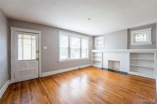 $495,000 | 1319 Woodland Drive, St. Louis, MO 63117