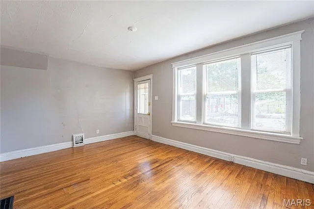 $495,000 | 1319 Woodland Drive, St. Louis, MO 63117