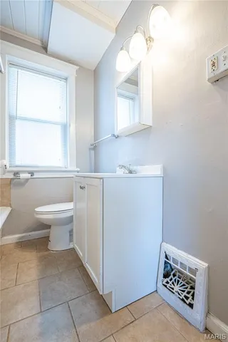 $495,000 | 1319 Woodland Drive, St. Louis, MO 63117