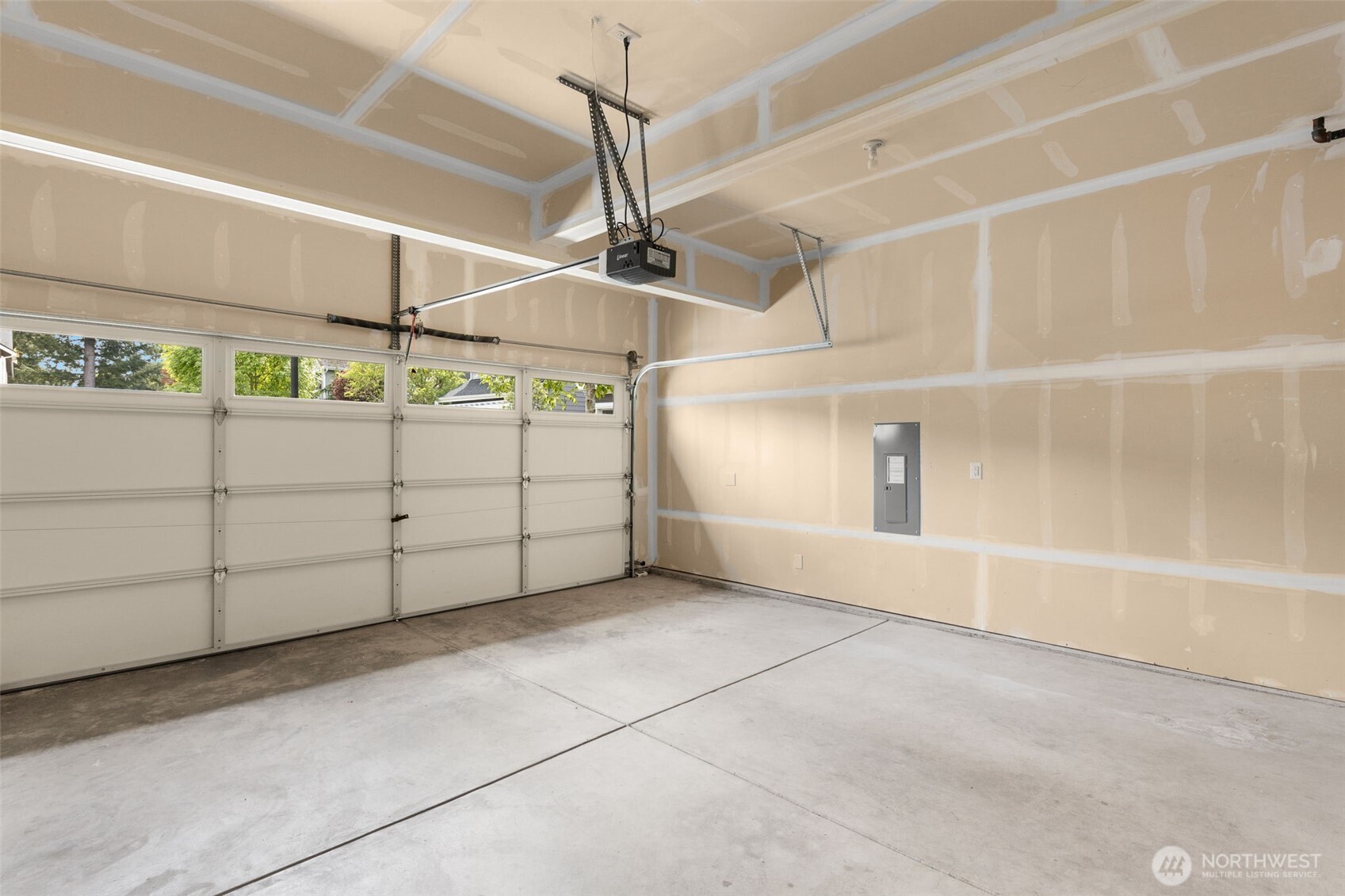 18525 115th Place Southeast Renton, WA 98055 - Photo 24 of 29 a view of a garage