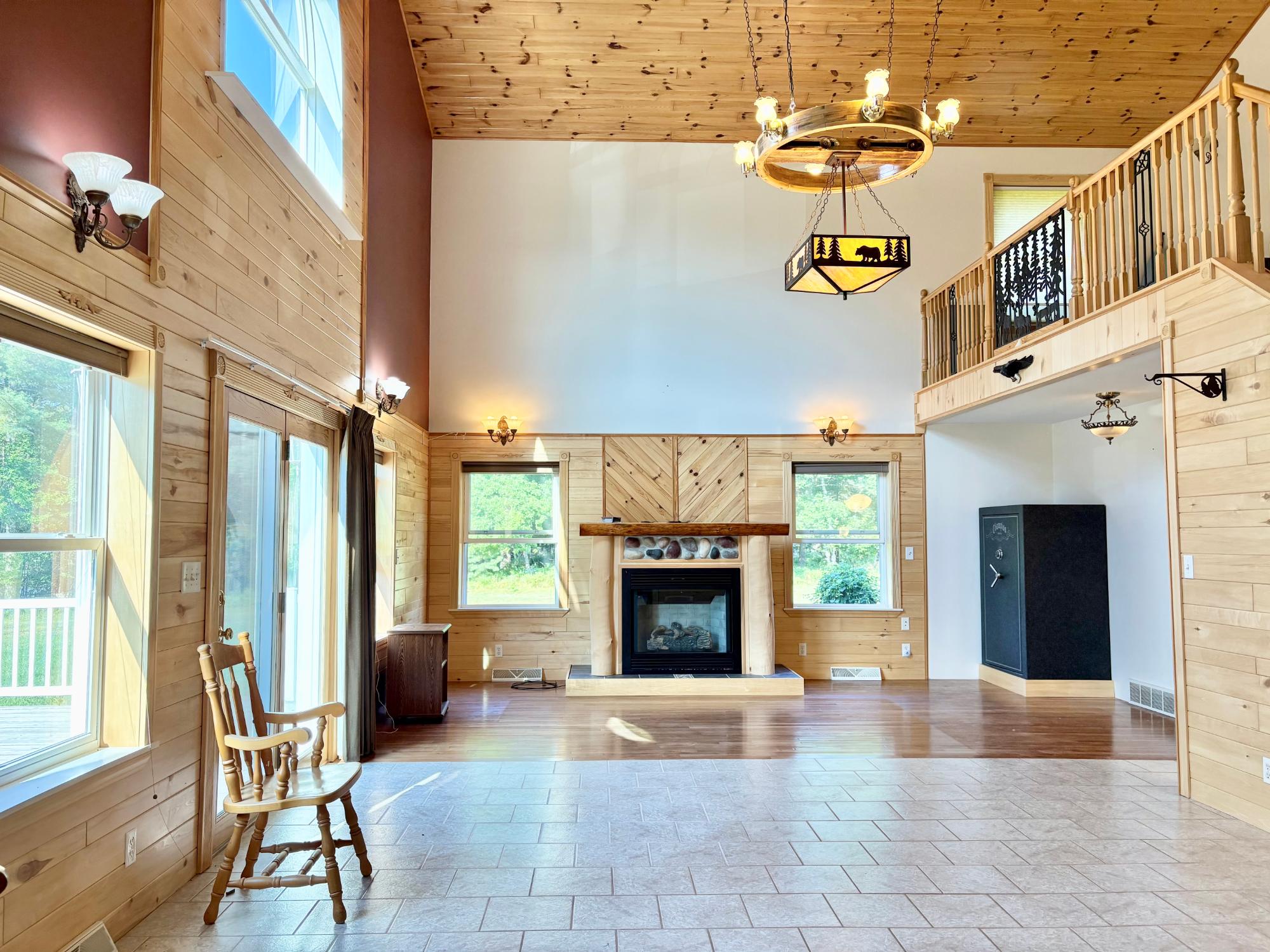 6480 Pine Drive Rhinelander, WI 54501 - Photo 10 of 41 Gallery Image 10