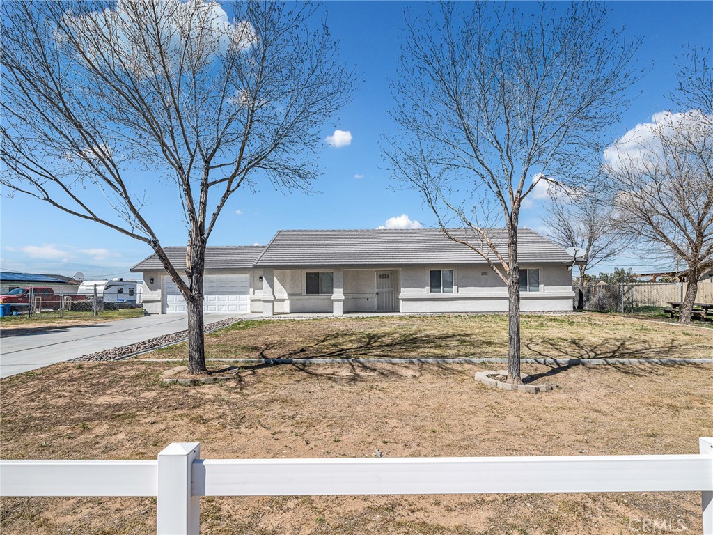 14266 Kiowa Road Apple Valley, CA 92307 - Photo 7 of 27 Enjoy the openness of rural living with plenty of usable land, ideal for animals, gardening, or future customization.