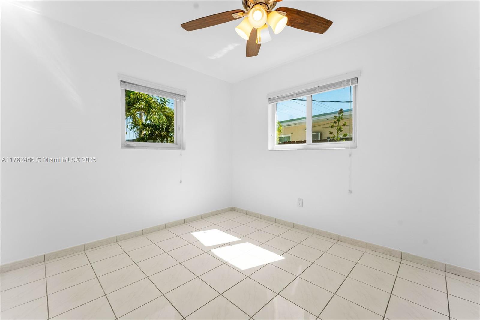 729 West 50th Place Hialeah, FL 33012 - Photo 14 of 45 2ndbedroom