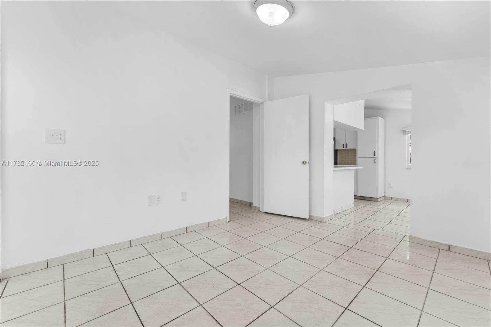 729 West 50th Place Hialeah, FL 33012 - Photo 36 of 45