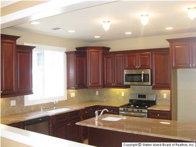 96 Highland Road Staten Island, NY 10308 - Photo 4 of 17 Additional Photo