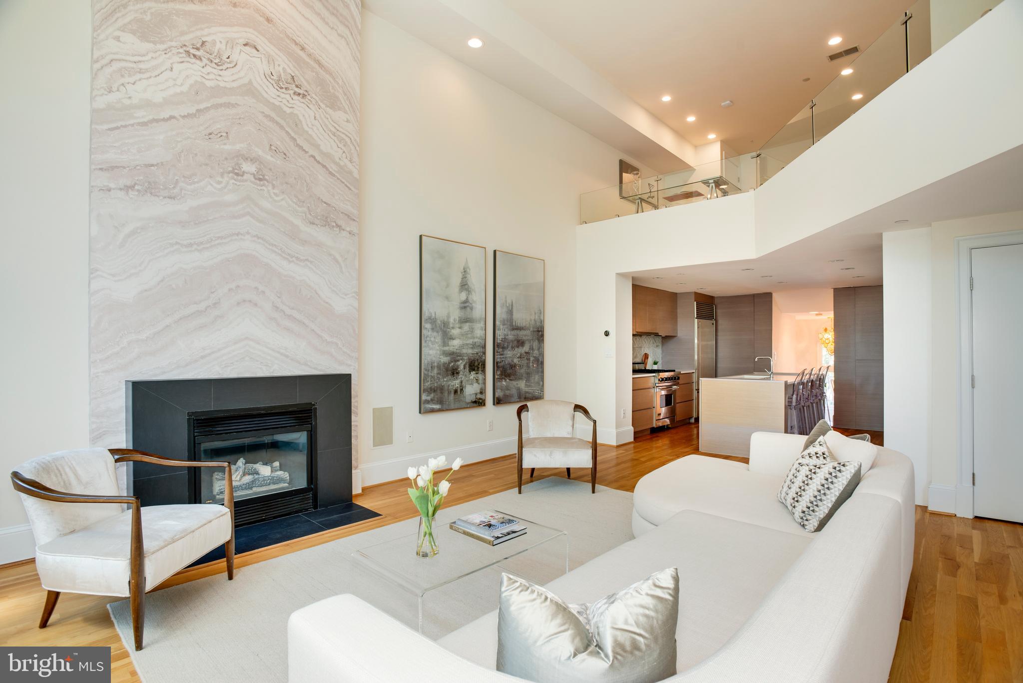 1515 P Street Northwest, Unit 3 Washington, DC 20005 - Photo 6 of 22 Expansive Loft Family Room & Home Office