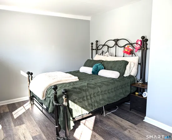 $2,000 | 40 Franklin Street, Wallingford, CT 06492