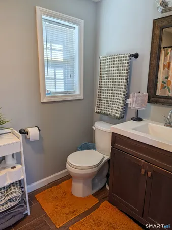 $2,000 | 40 Franklin Street, Wallingford, CT 06492