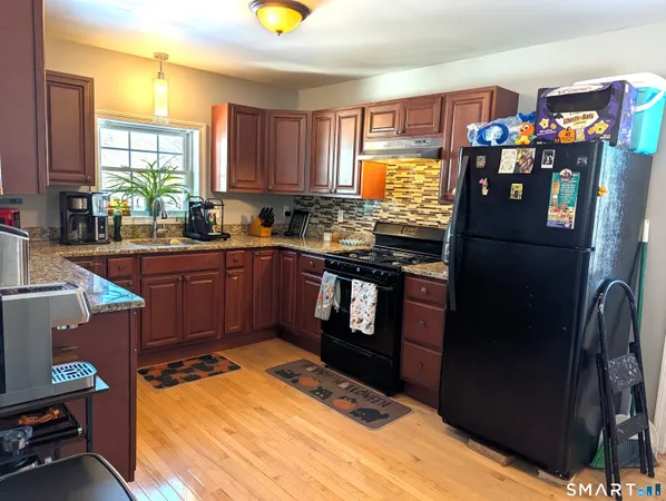 $2,000 | 40 Franklin Street, Wallingford, CT 06492
