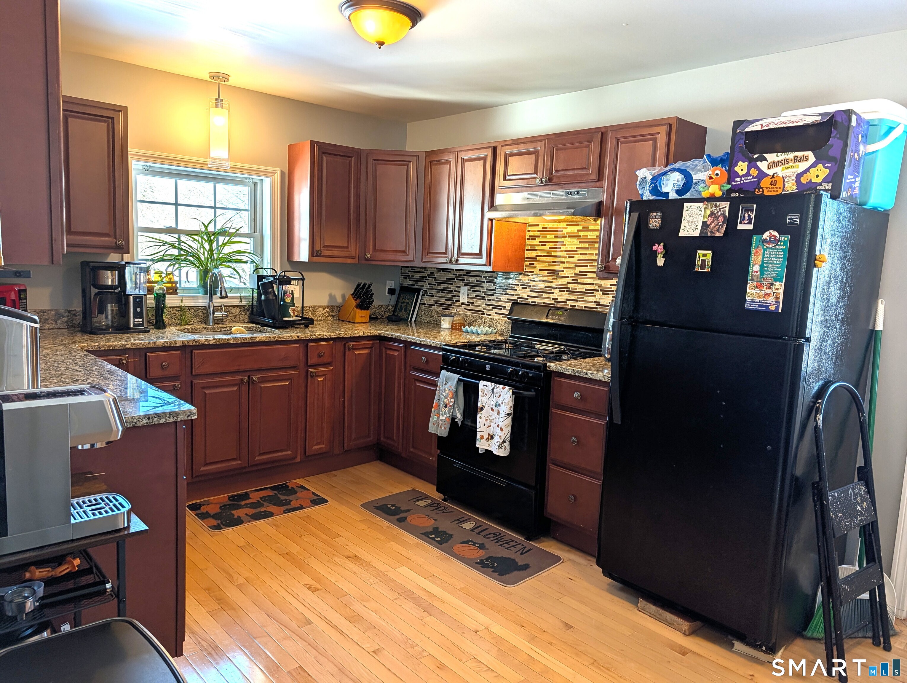 40 Franklin Street Wallingford, CT 06492 - Photo 3 of 20