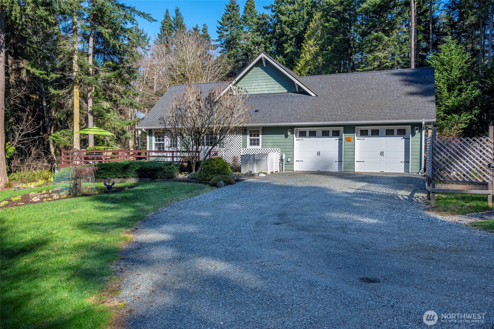 5455 No Name Road Anacortes, WA 98221 - Photo 4 of 40