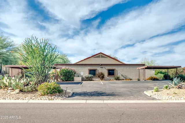 $345,000 | 13636 North Hamilton Drive, Unit 102, Fountain Hills, AZ 85268