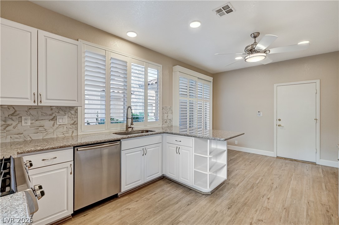 4950 Crooked Stick Way Las Vegas, NV 89113 - Photo 12 of 61