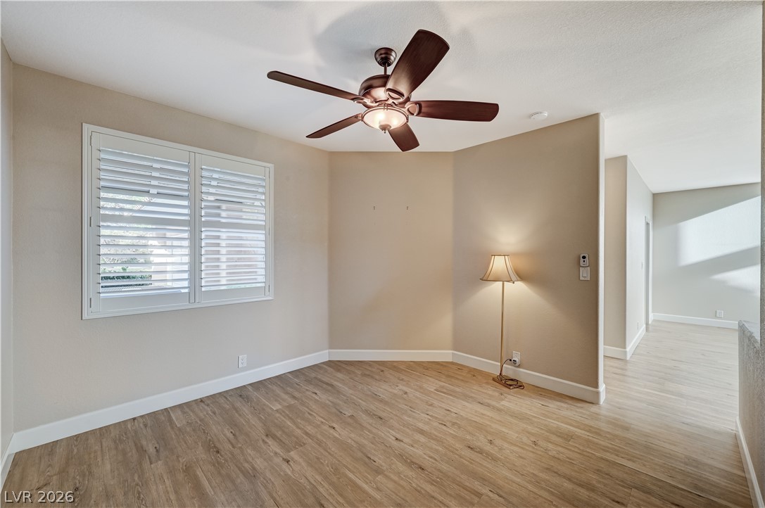4950 Crooked Stick Way Las Vegas, NV 89113 - Photo 25 of 61
