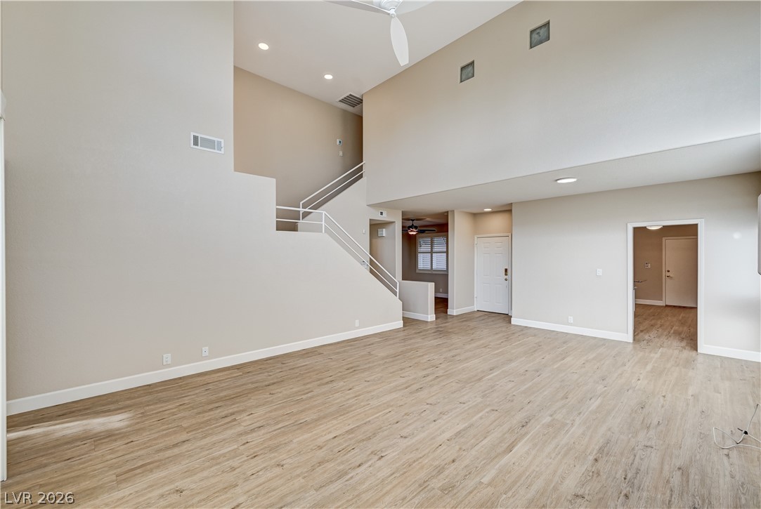 4950 Crooked Stick Way Las Vegas, NV 89113 - Photo 4 of 61