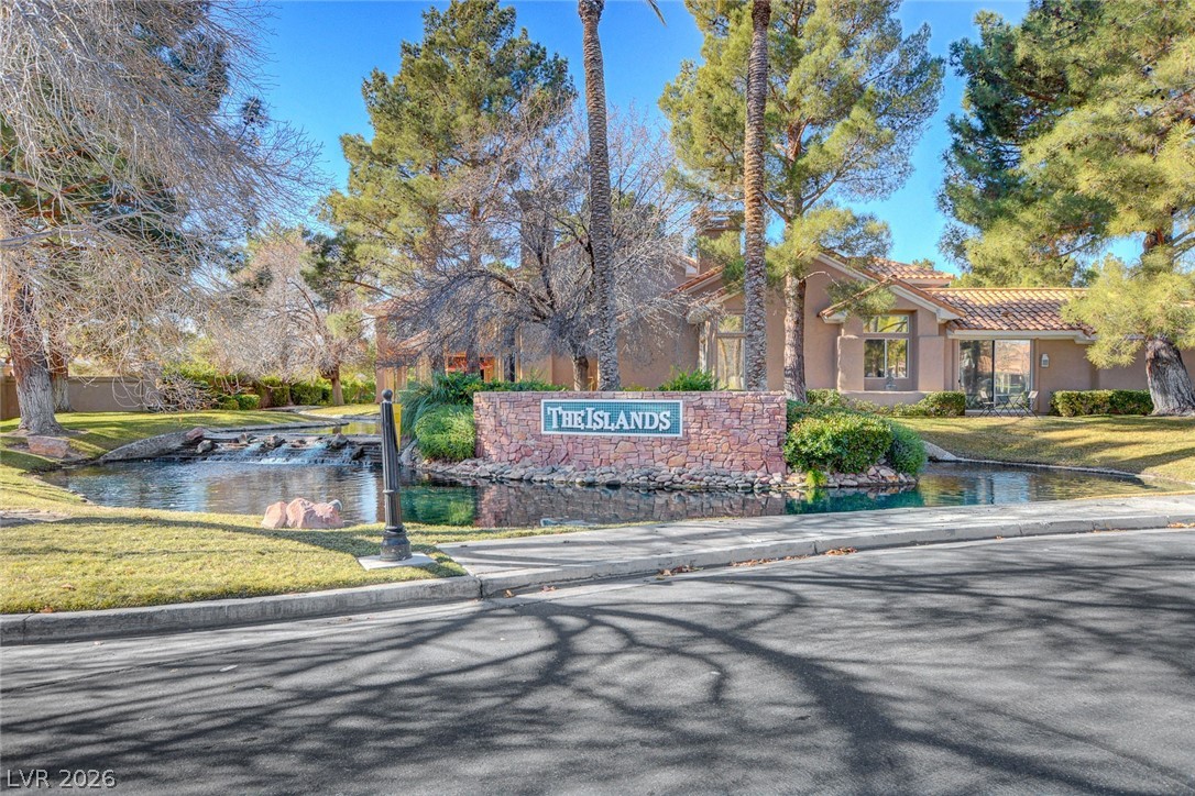 4950 Crooked Stick Way Las Vegas, NV 89113 - Photo 49 of 61
