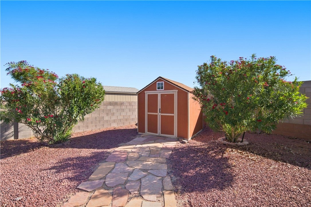 5353 Eagle View Road Kingman, AZ 86409 - Photo 48 of 66 Gallery Image 48