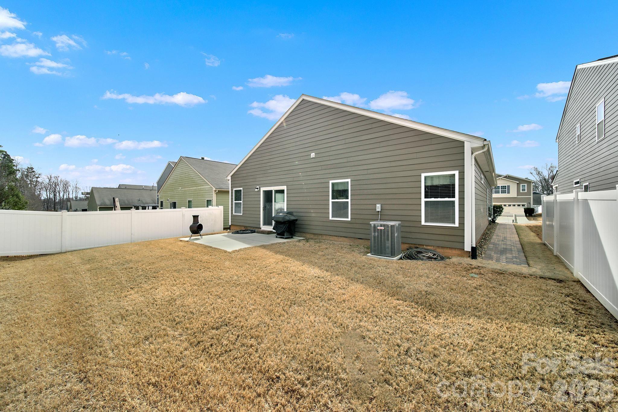 1576 Spring Blossom Trail Fort Mill, SC 29708 - Photo 32 of 37