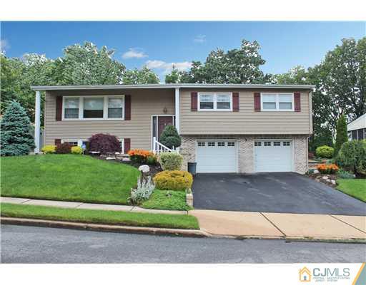 11 Wilk Road Edison, NJ 08837 - Photo 1 of 25