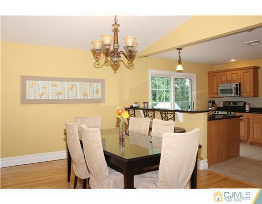 11 Wilk Road Edison, NJ 08837 - Photo 15 of 25