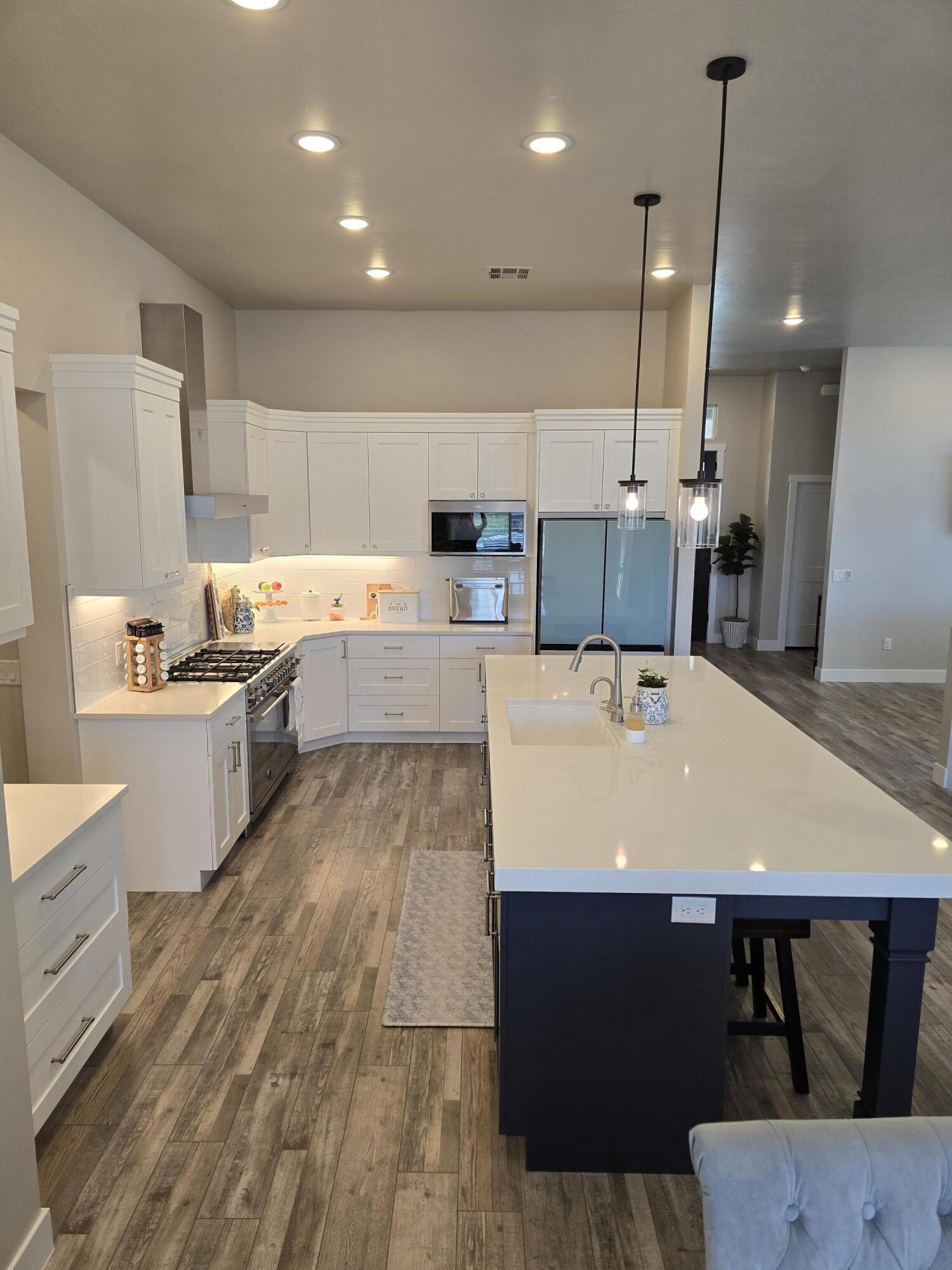 1663 Talus Way St. George, UT 84790 - Photo 5 of 53 IMG_4218