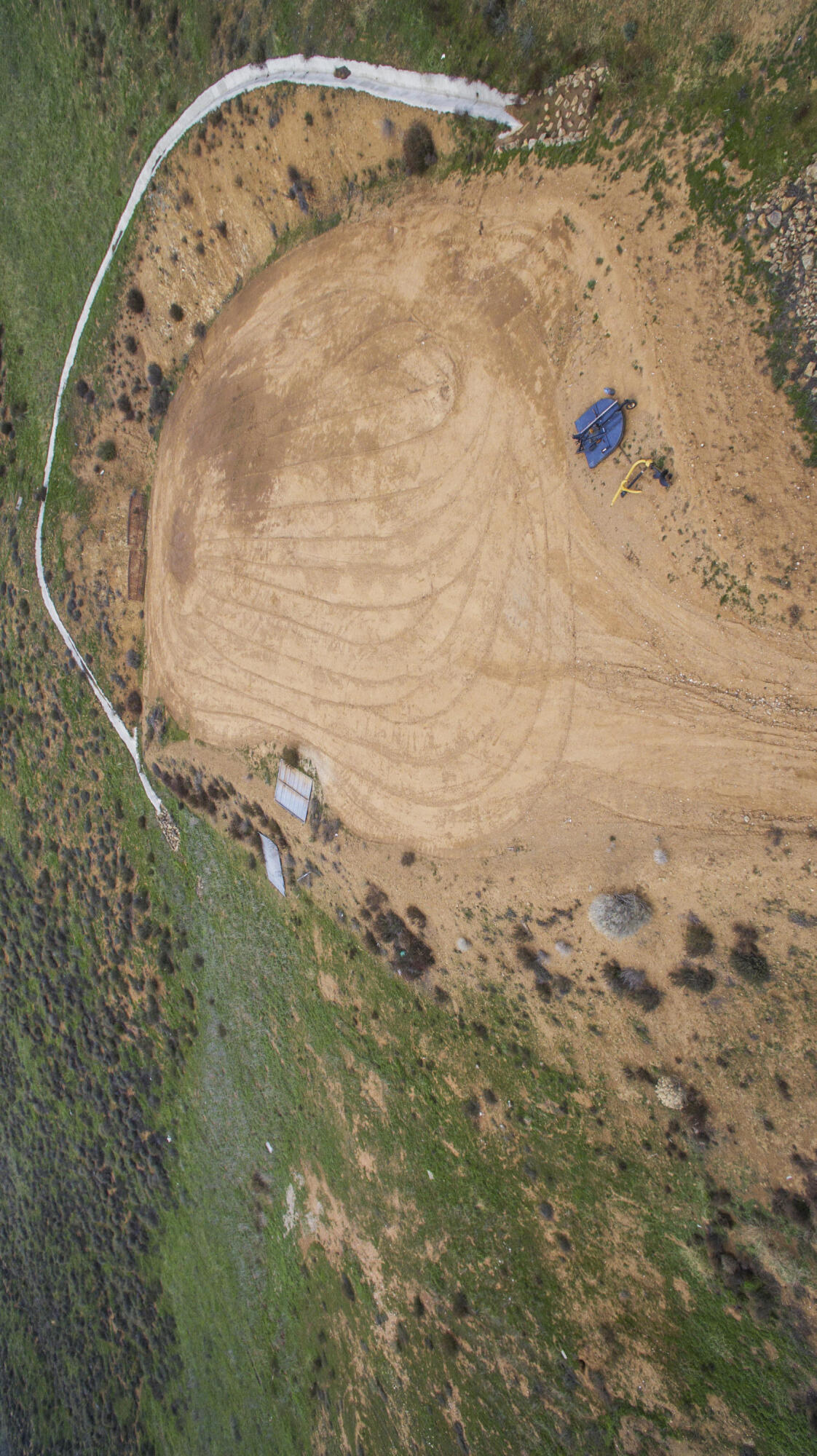Vic Hierba Road Santa Clarita, CA 91390 - Photo 7 of 10 a view of outdoor space and garden