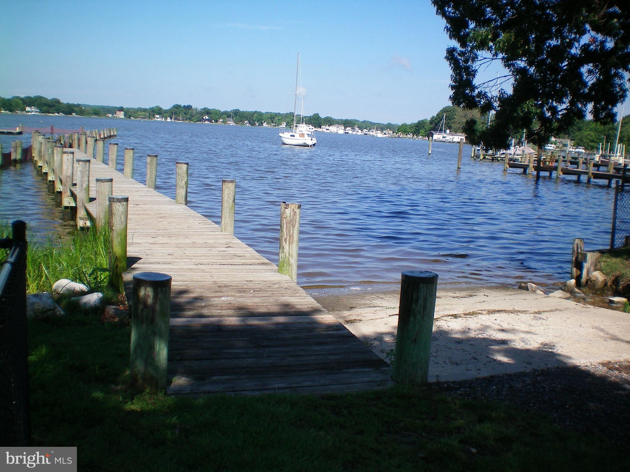 1241 Steamboat Road Shady Side, MD 20764 - Photo 17 of 21 Community pier