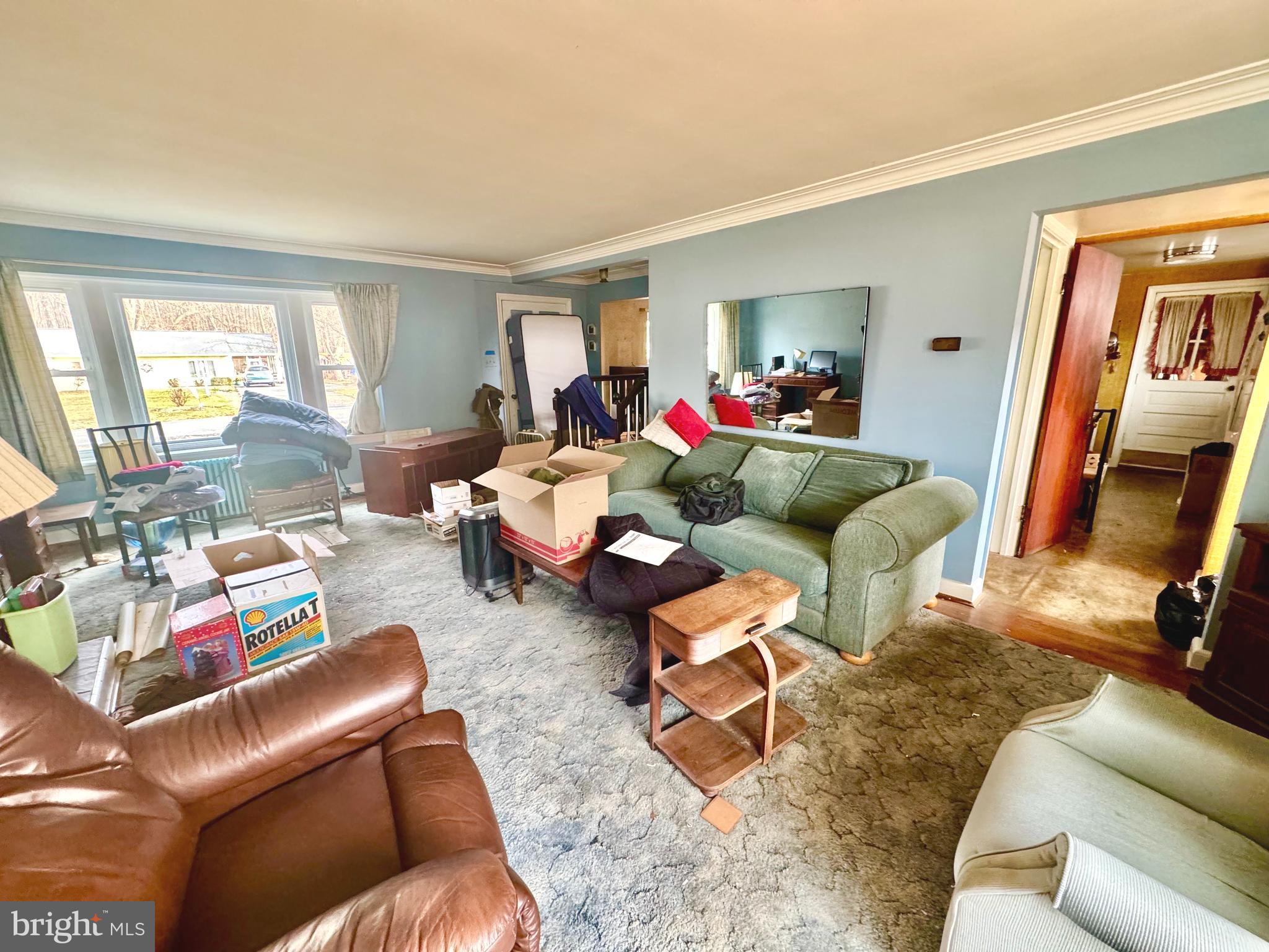 1241 Steamboat Road Shady Side, MD 20764 - Photo 4 of 21 Living room.
