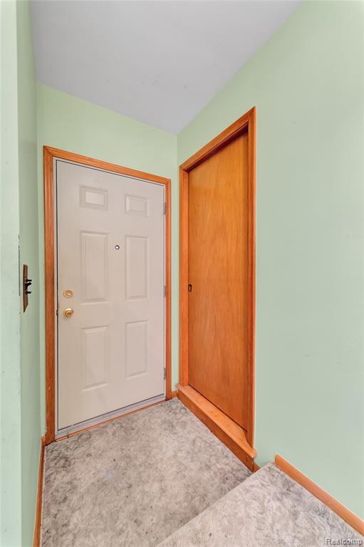 28644 Grobbel Warren, MI 48092 - Photo 16 of 55