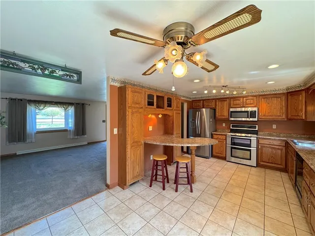 $250,000 | 4073 Highway 130, Irwin, PA 15642