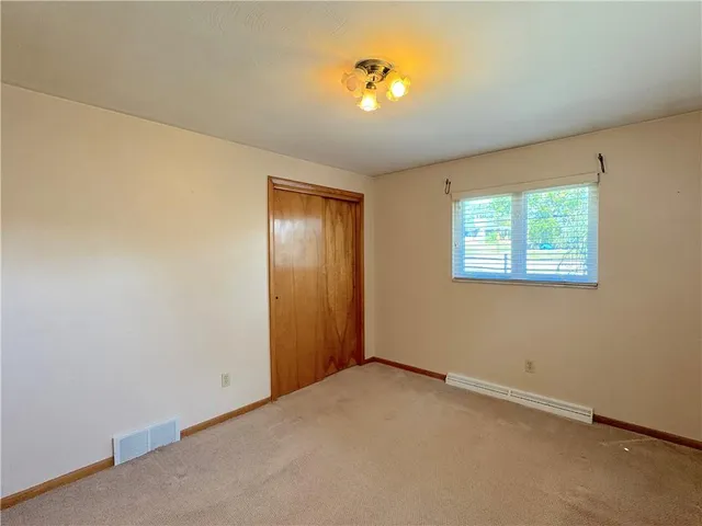 $250,000 | 4073 Highway 130, Irwin, PA 15642