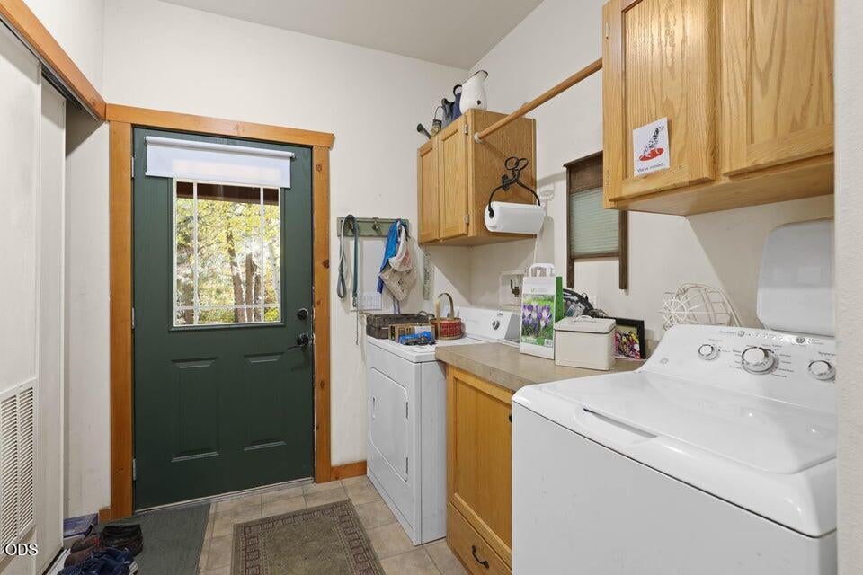 24850 West Side Road Klamath Falls, OR 97601 - Photo 21 of 52 Gallery Image 21