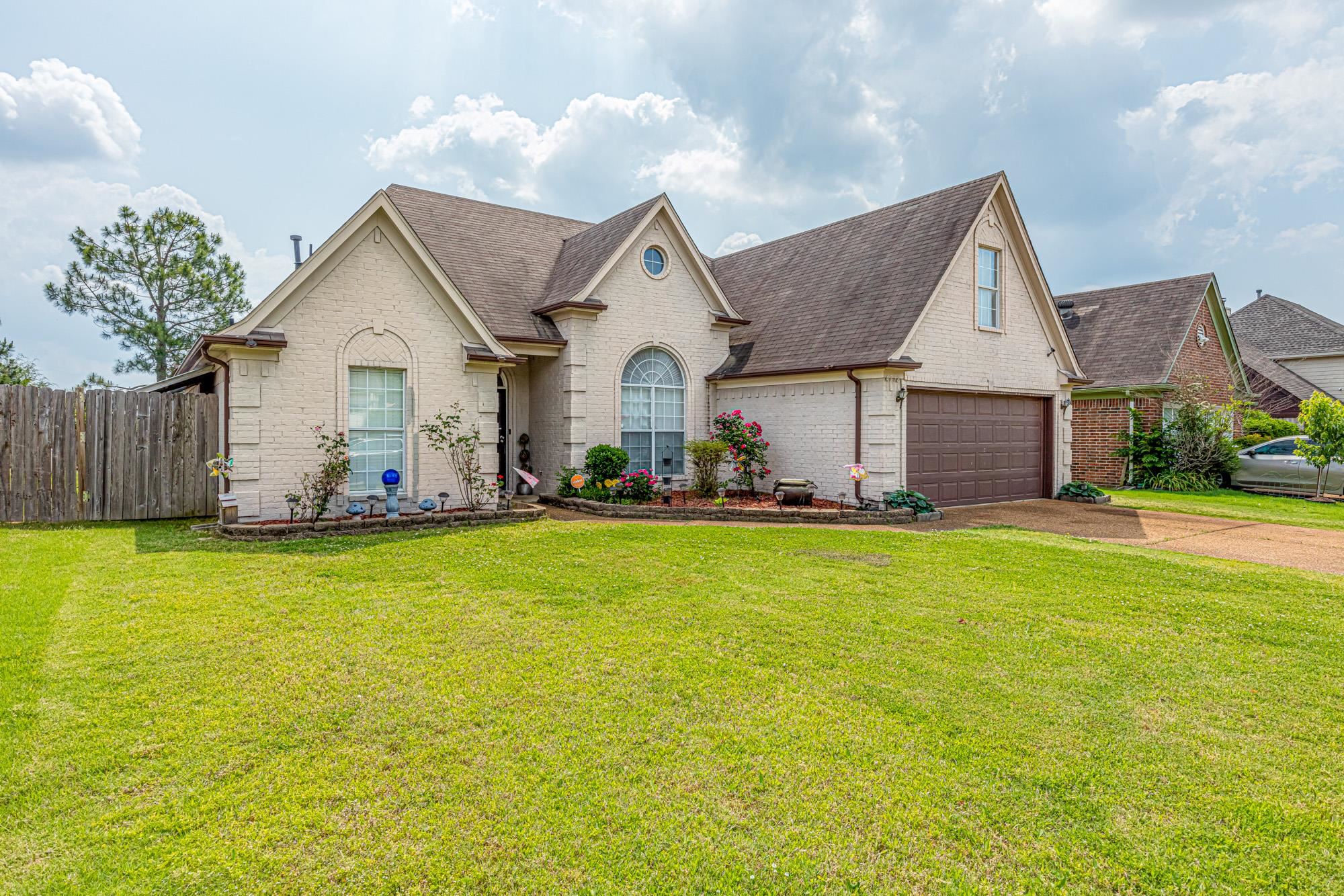 4752 Ridge Walk Lane Memphis, TN 38125 - Photo 3 of 25 Gallery Image 3