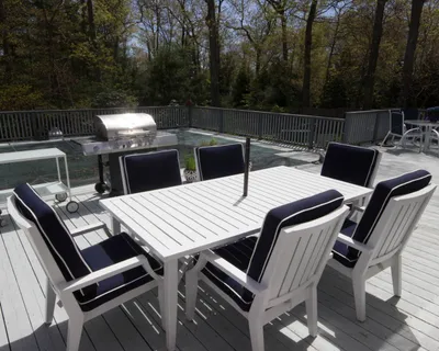 674 Hands Creek Road, East Hampton, NY 11937