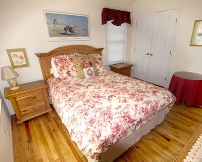 674 Hands Creek Road, East Hampton, NY 11937