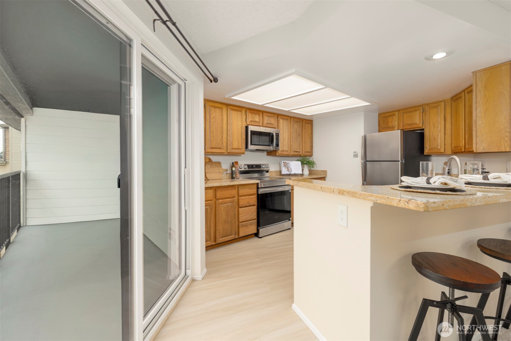 5000 California Avenue Southwest, Unit 405 Seattle, WA 98136 - Photo 13 of 21