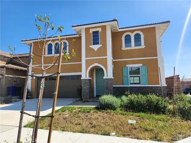 $3,700 | 16137 Blue Iris Street, Fontana, CA 92336