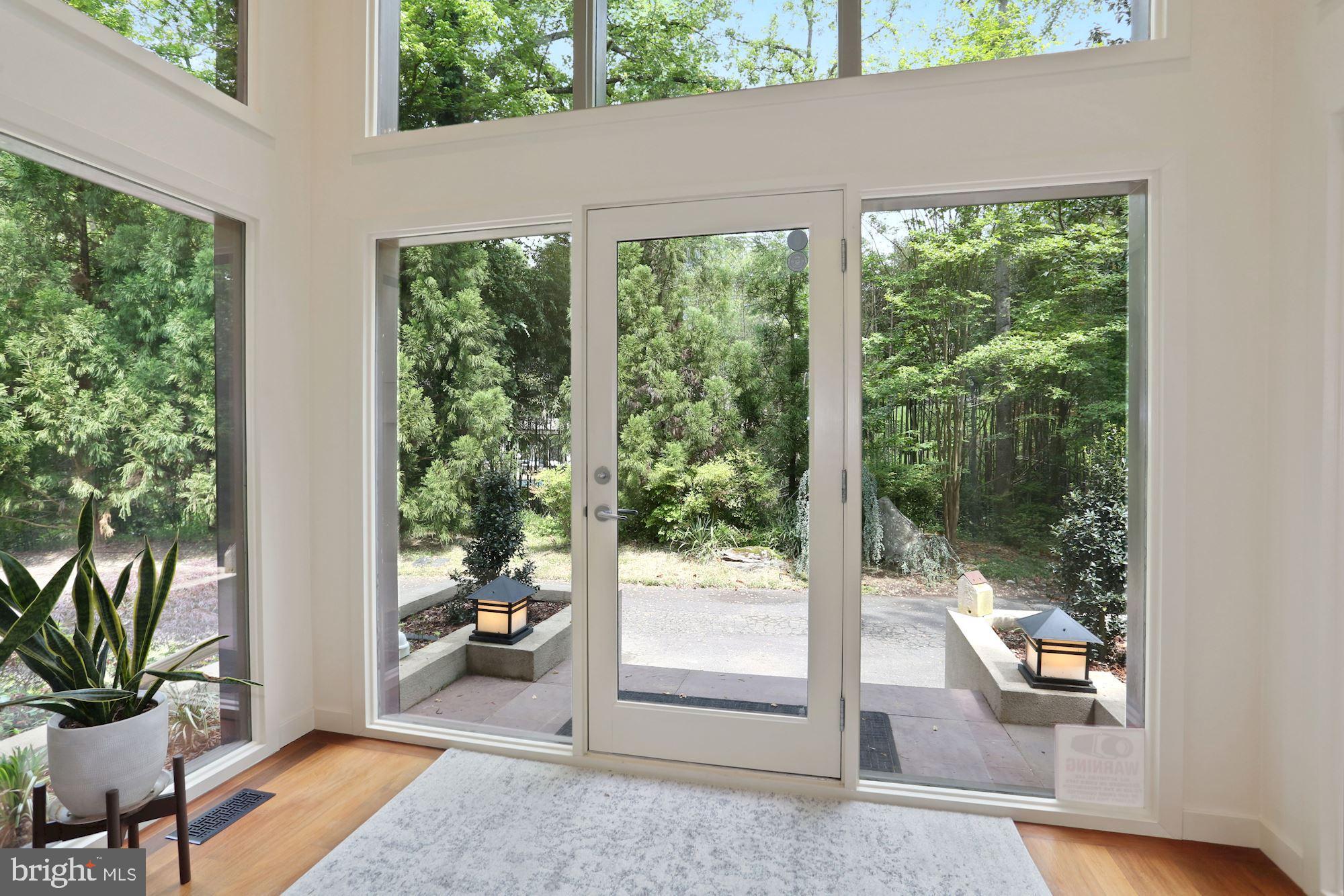 1301 Ranleigh Road McLean, VA 22101 - Photo 3 of 48