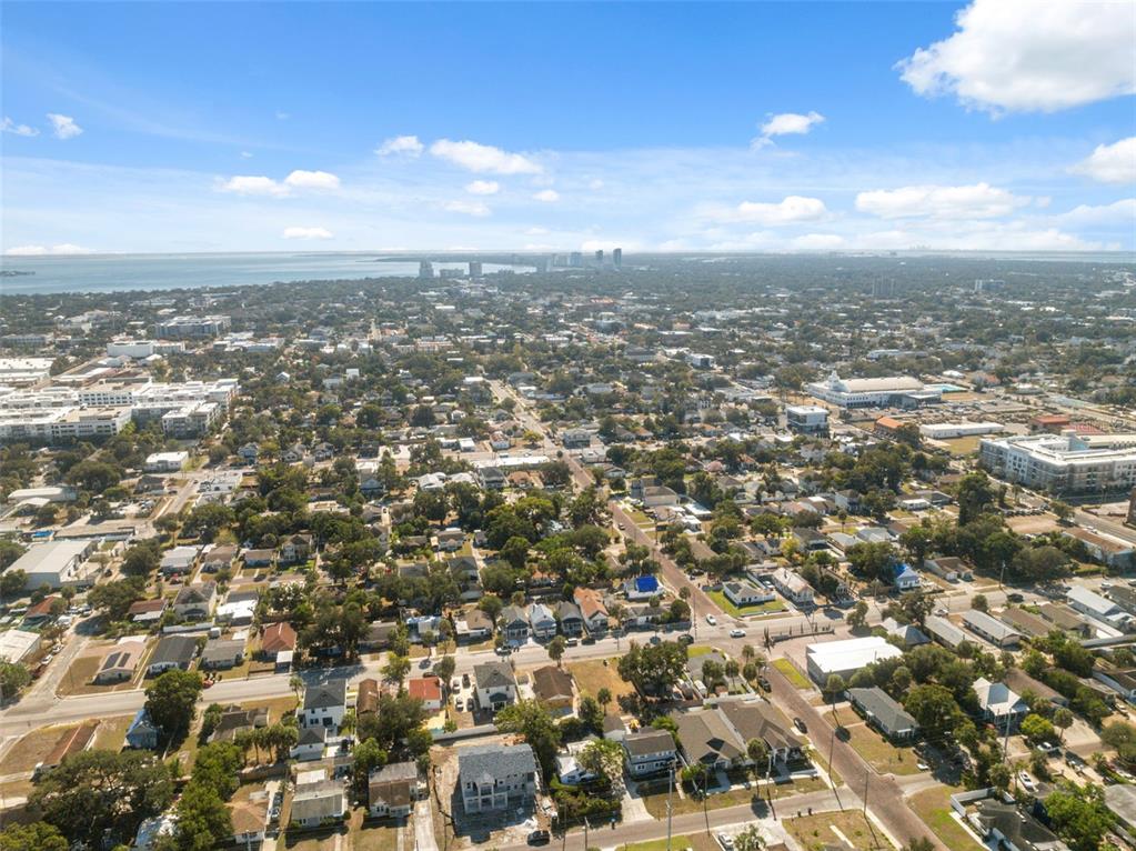 1916 West Grace Street Tampa, FL 33607 - Photo 20 of 26 an aerial view of residential building with green space