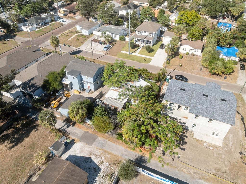 1916 West Grace Street Tampa, FL 33607 - Photo 25 of 26 an aerial view of residential houses with outdoor space