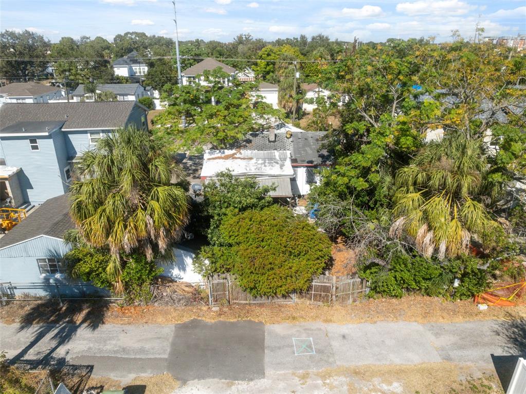 1916 West Grace Street Tampa, FL 33607 - Photo 26 of 26 an aerial view of a house with a yard