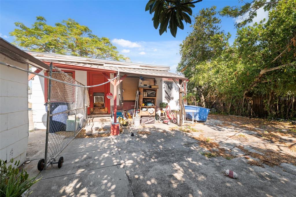1916 West Grace Street Tampa, FL 33607 - Photo 10 of 26 a view of a outdoor space with porch and patio