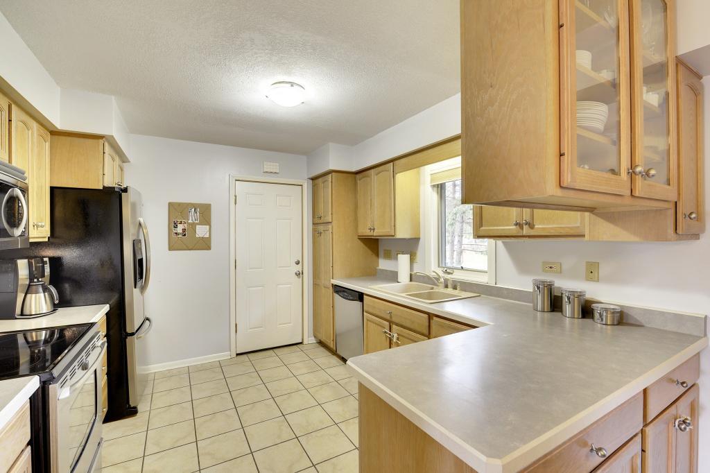 850 Patton Road New Brighton, MN 55112 - Photo 13 of 47 Gallery Image 13
