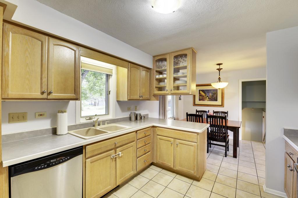850 Patton Road New Brighton, MN 55112 - Photo 16 of 47 Gallery Image 16