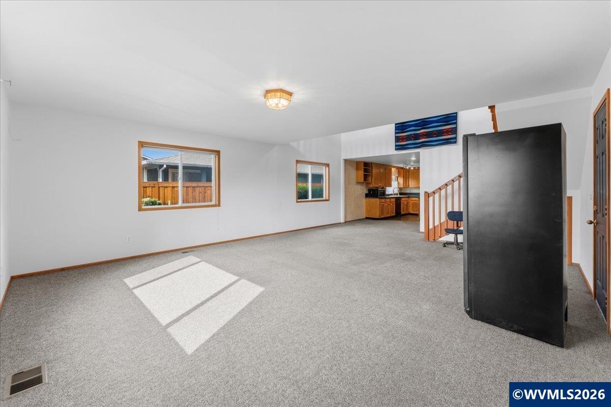 4154 5th Street Hubbard, OR 97032 - Photo 12 of 48 Gallery Image 12
