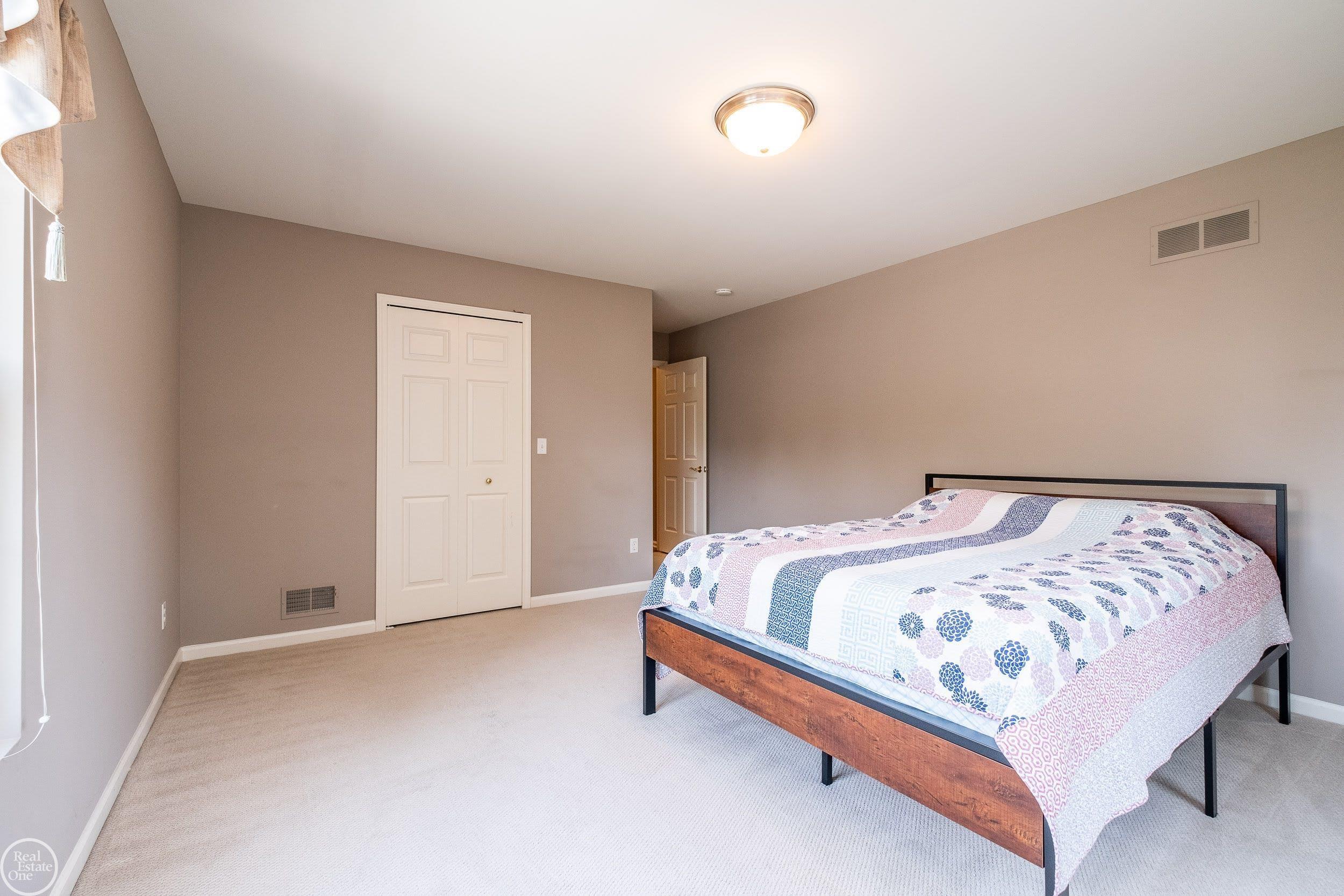 3597 Windingbrook Circle Rochester Hills, MI 48309 - Photo 30 of 63