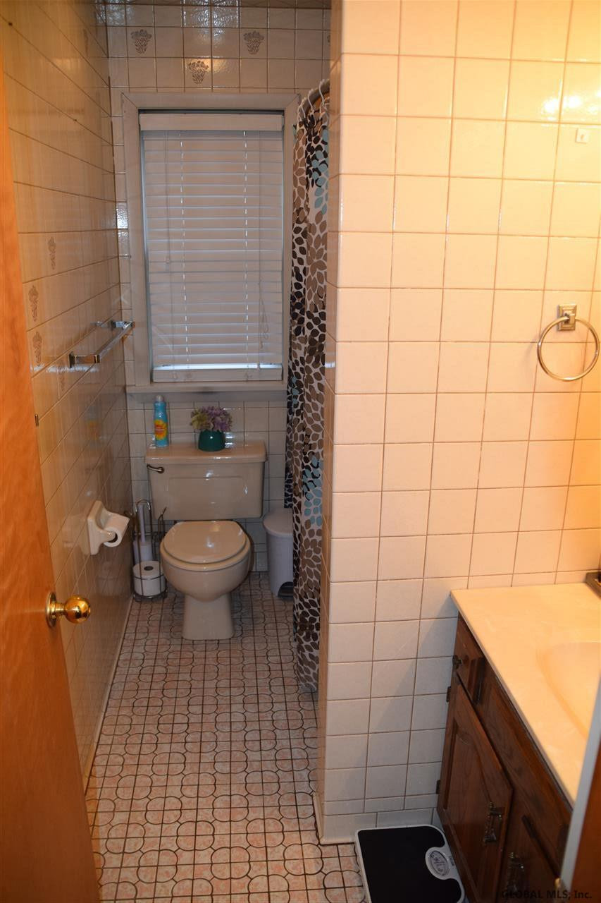 2926 Windermere Road Schenectady, NY 12304 - Photo 20 of 20 Photo 20