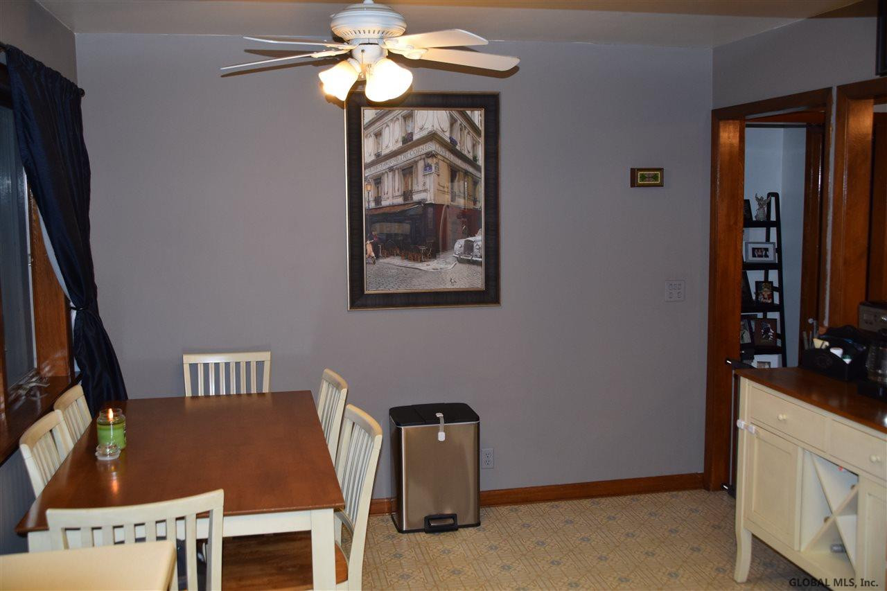 2926 Windermere Road Schenectady, NY 12304 - Photo 10 of 20 Photo 10