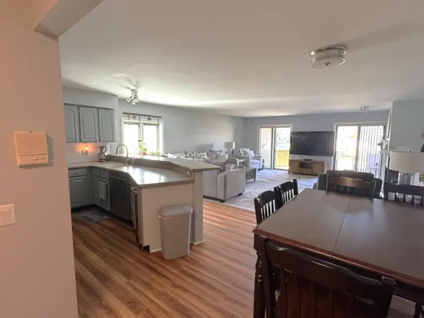 $305,000 | 21046 Boulder Circle, Northville, MI 48167