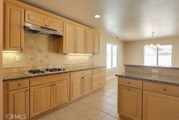 19904 Talihina Road Apple Valley, CA 92307 - Photo 8 of 23